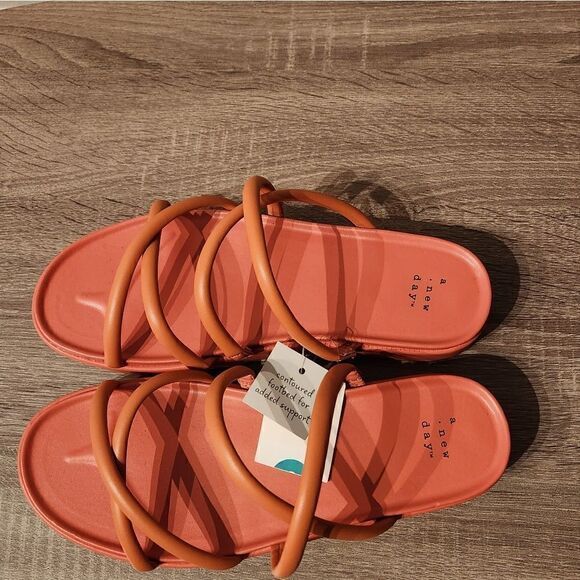 A NEW DAY SHOES SANDALS WOMEN'S STRAPPY FLAT PINK COLOR SIZE 8 - Picture 2 of 3